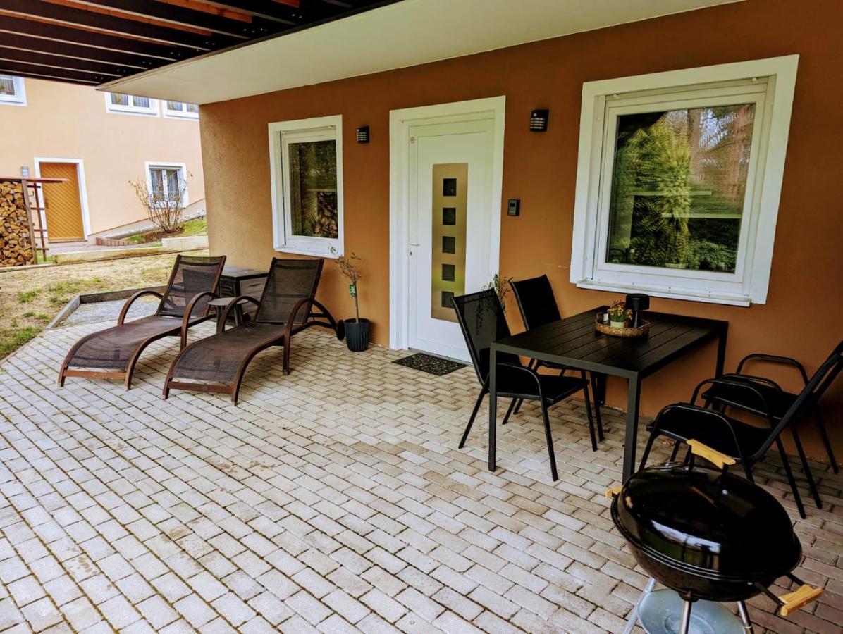 Jobst - Ruhig Mit Blick Ins Gruene * Nittenau
